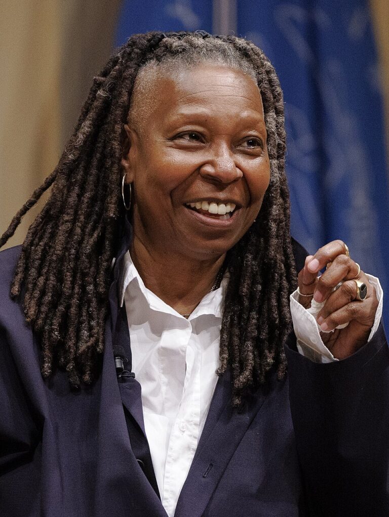 960px-Whoopi_Goldberg_in_2024_(cropped)