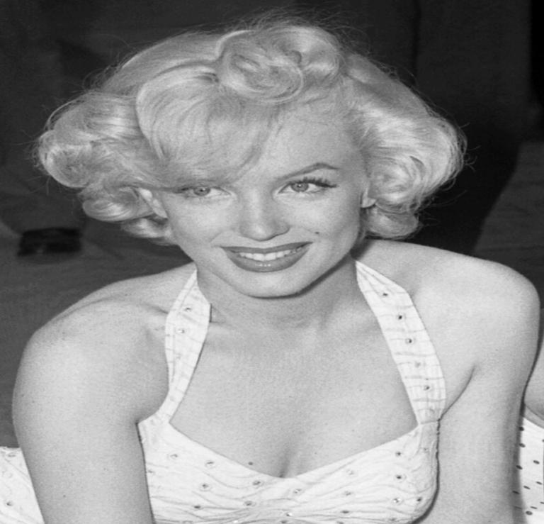 Marilyn_Monroe_1953_crop
