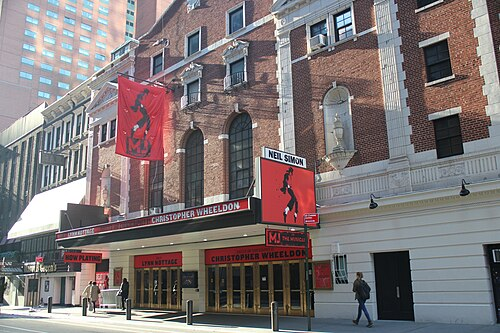 Neil Simon Theatre am Broadway 
